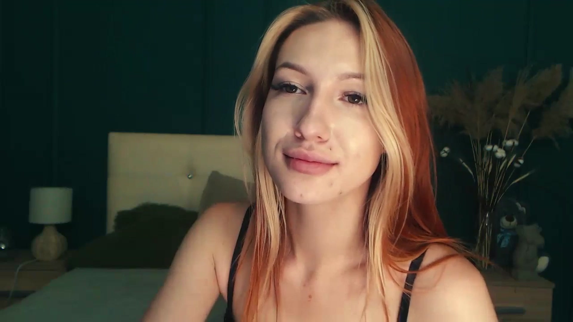 Gallery image thumbnail from LovelyGin's myfreecams stream on, 07/07/2023, 17:34 image 3 of 20