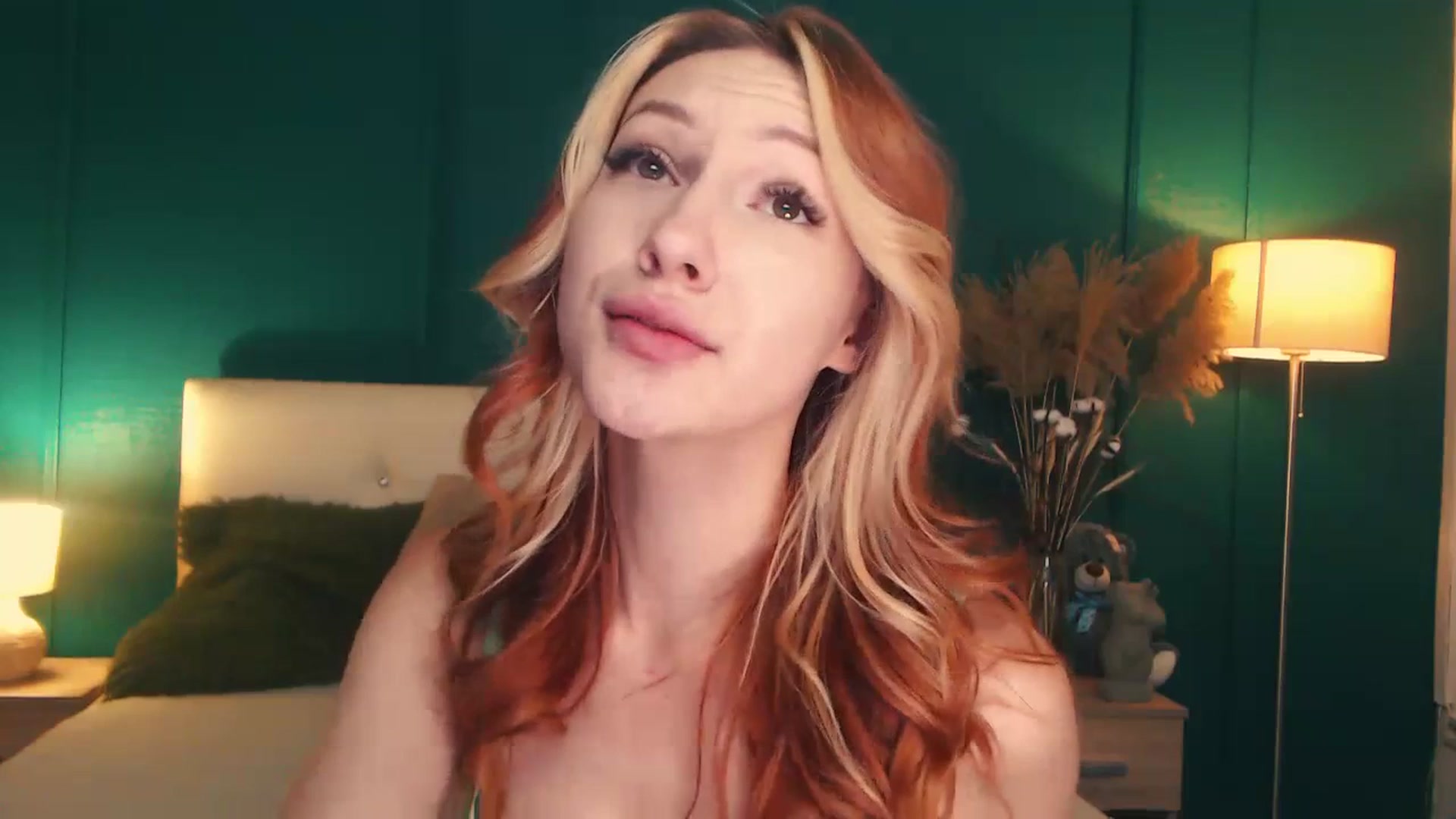 Gallery image thumbnail from LovelyGin's myfreecams stream on, 07/17/2023, 13:47 image 5 of 20