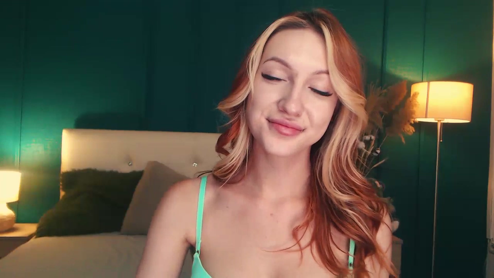 Gallery image thumbnail from LovelyGin's myfreecams stream on, 07/17/2023, 13:47 image 6 of 20