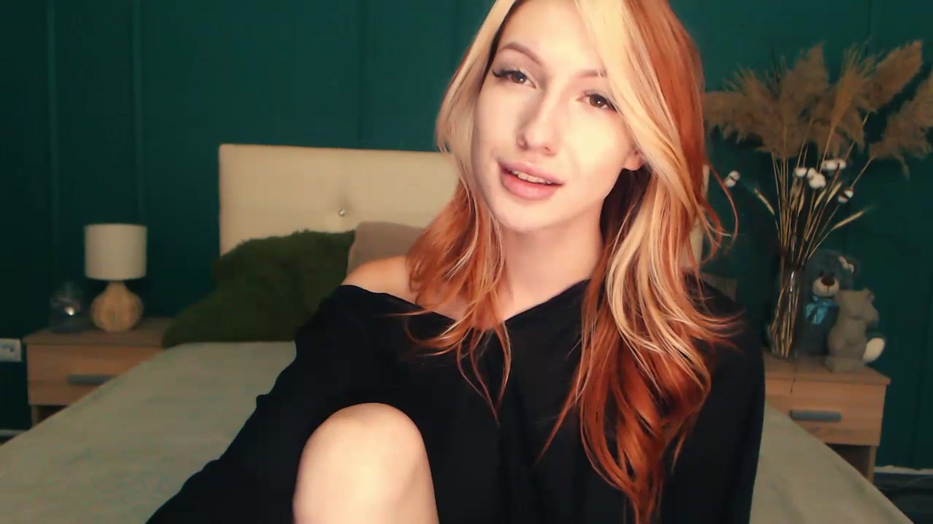 Gallery image thumbnail from LovelyGin's myfreecams stream on, 07/18/2023, 13:46 image 7 of 20