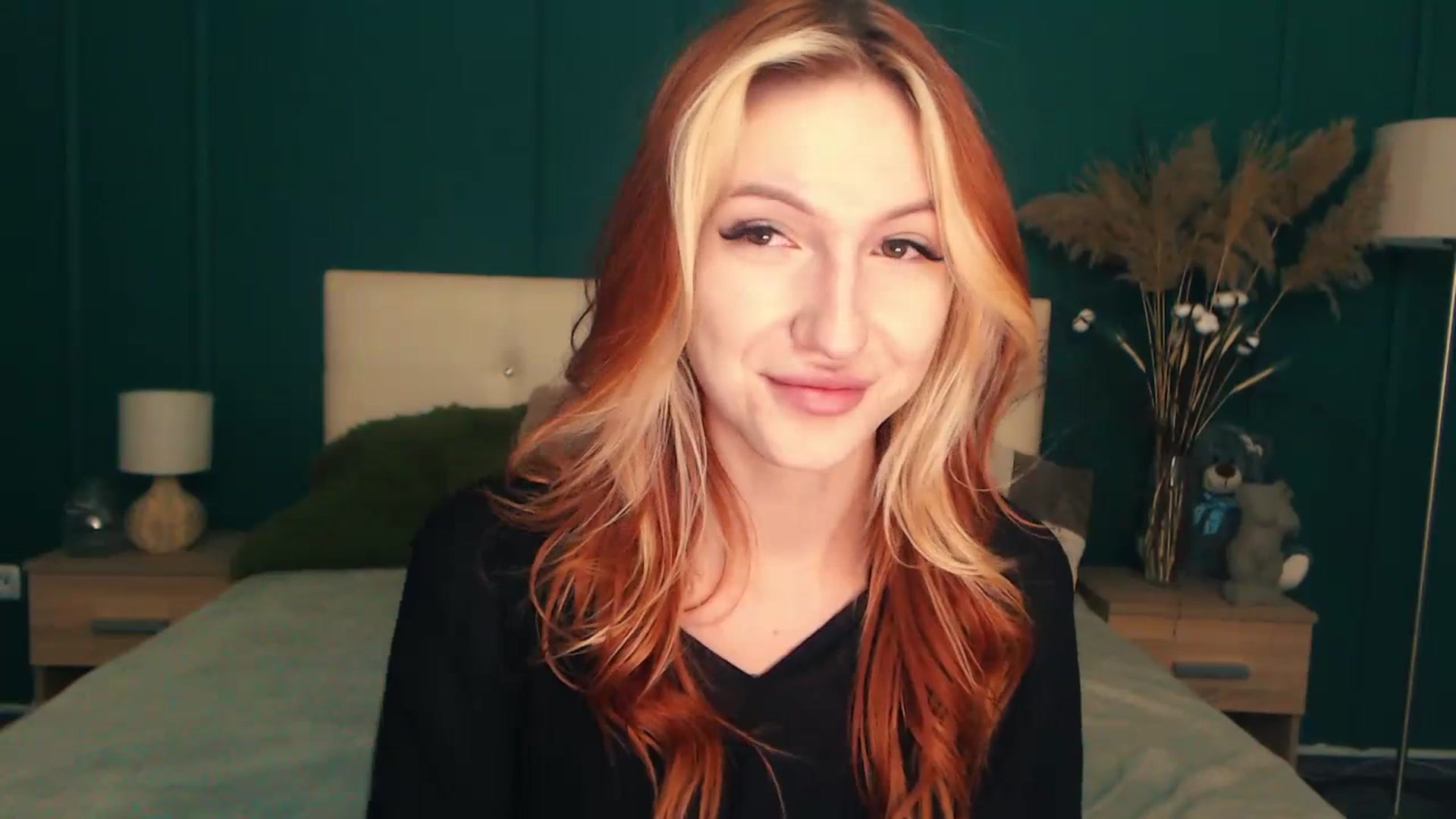 Gallery image thumbnail from LovelyGin's myfreecams stream on, 07/18/2023, 14:15 image 7 of 20