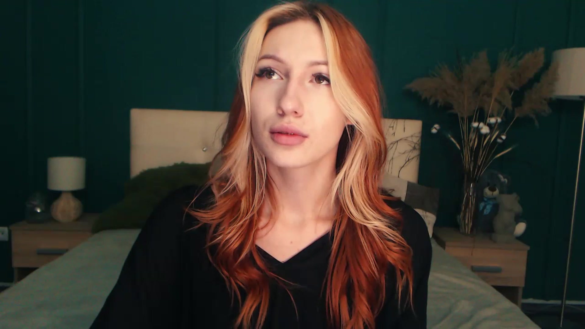 Gallery image thumbnail from LovelyGin's myfreecams stream on, 07/18/2023, 14:15 image 5 of 20