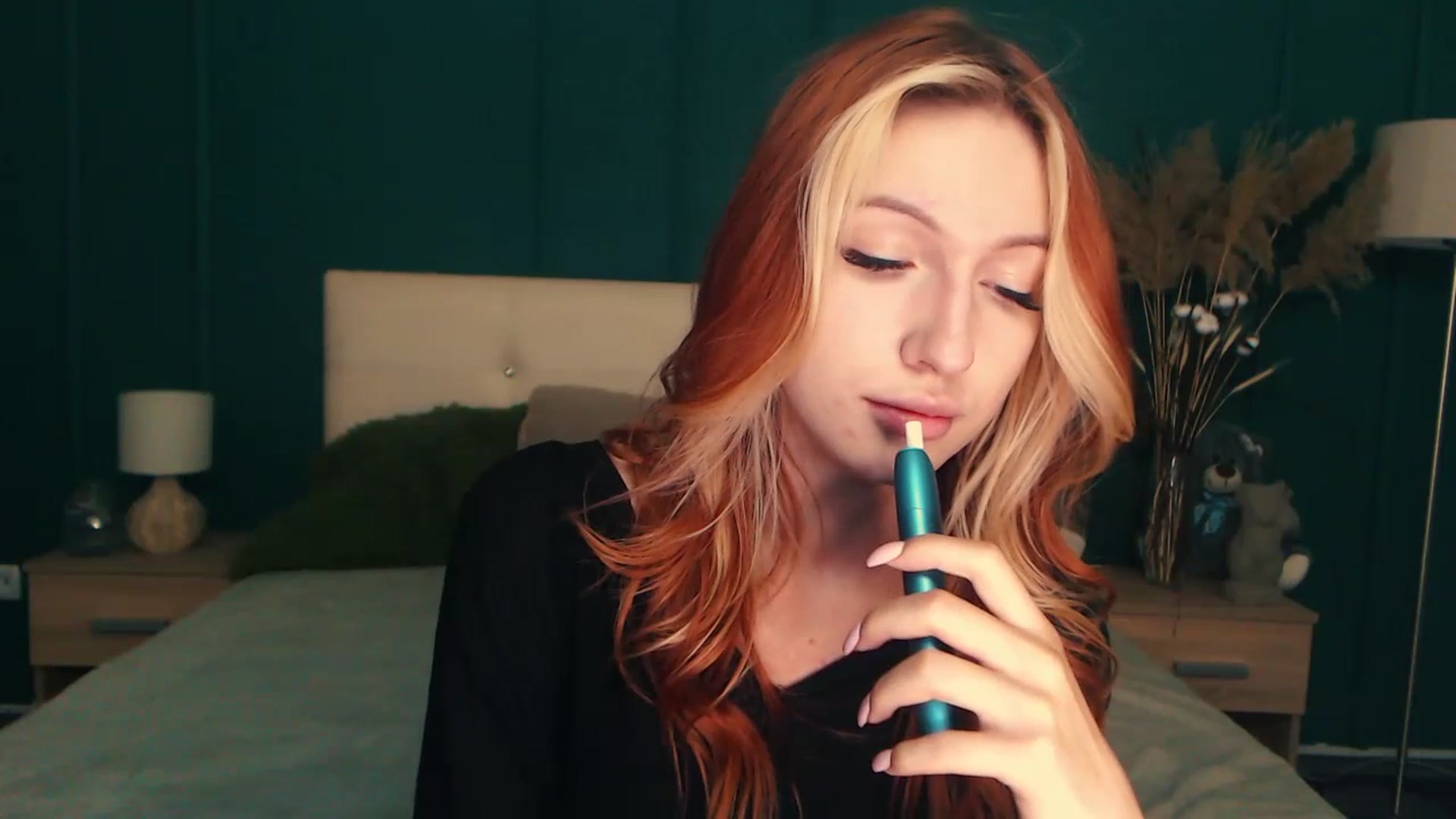 Gallery image thumbnail from LovelyGin's myfreecams stream on, 07/18/2023, 14:15 image 4 of 20