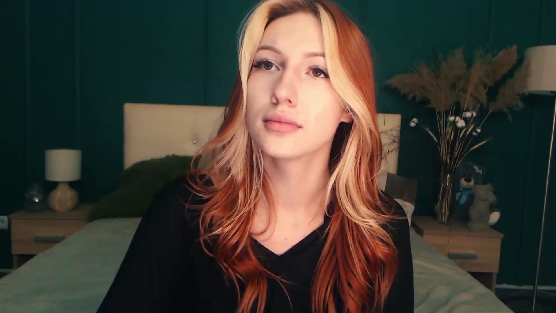 Gallery image thumbnail from LovelyGin's myfreecams stream on, 07/18/2023, 14:15 image 9 of 20