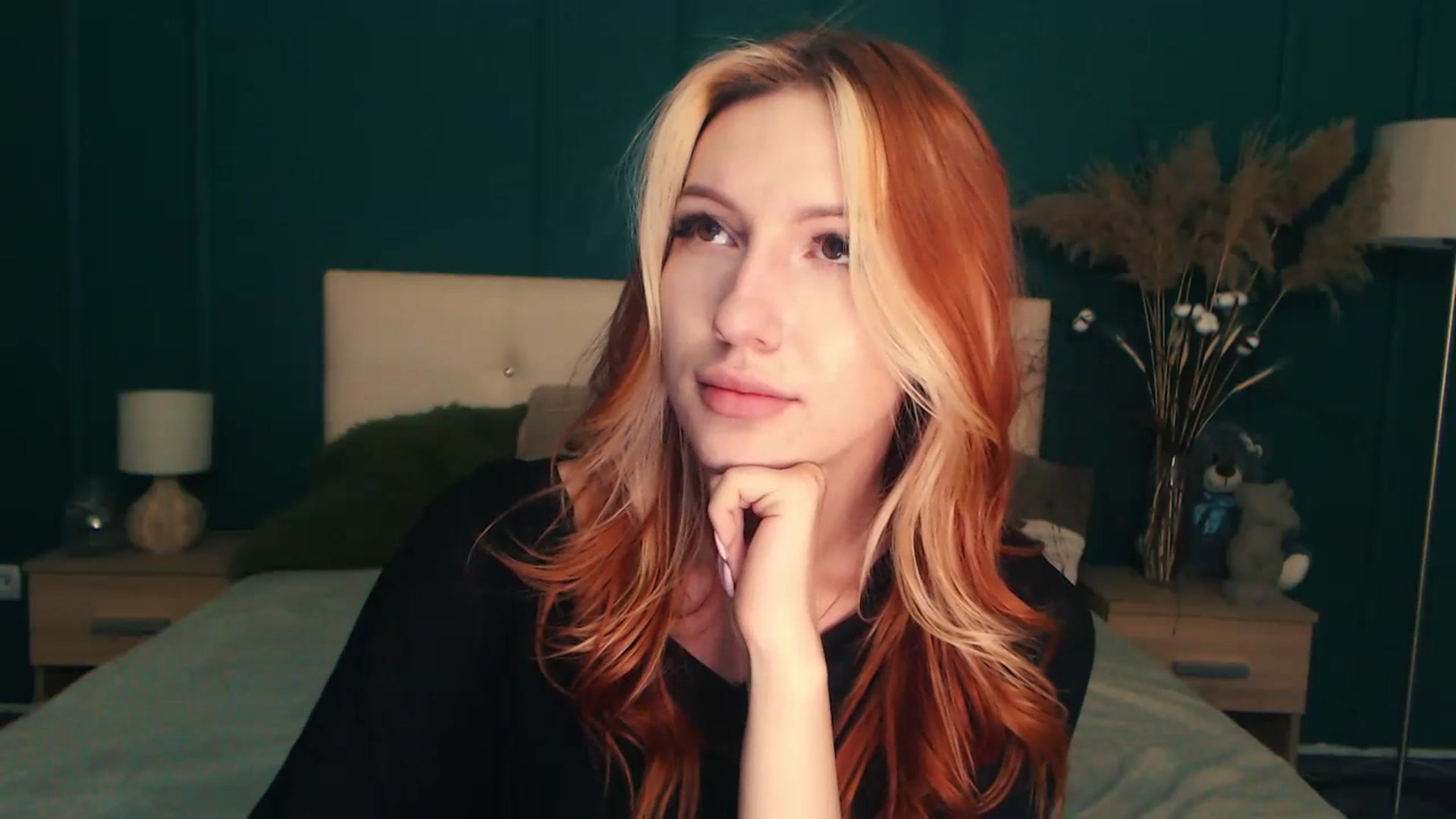 Gallery image thumbnail from LovelyGin's myfreecams stream on, 07/18/2023, 14:15 image 6 of 20