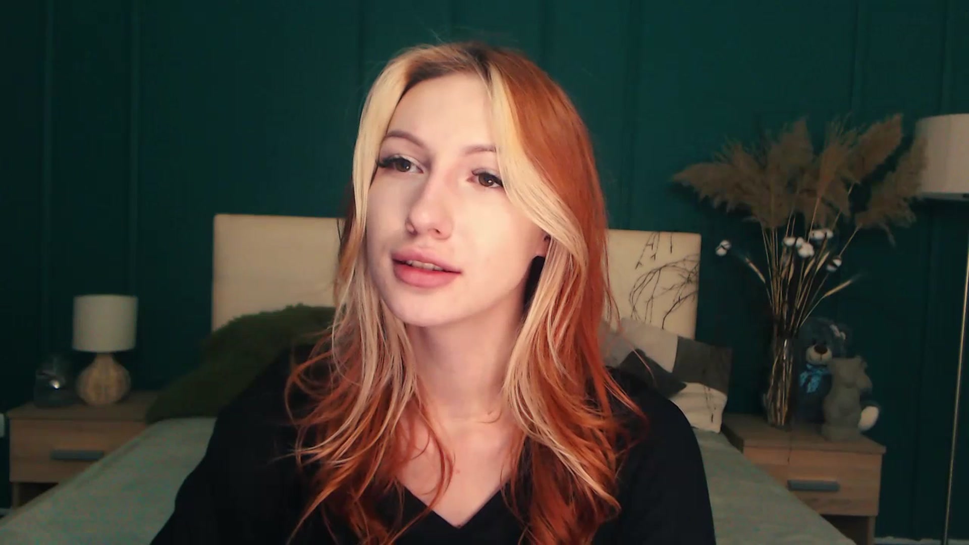 Gallery image thumbnail from LovelyGin's myfreecams stream on, 07/18/2023, 14:58 image 15 of 20