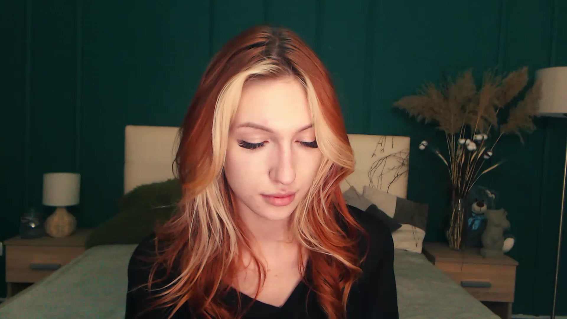 Gallery image thumbnail from LovelyGin's myfreecams stream on, 07/18/2023, 14:58 image 14 of 20
