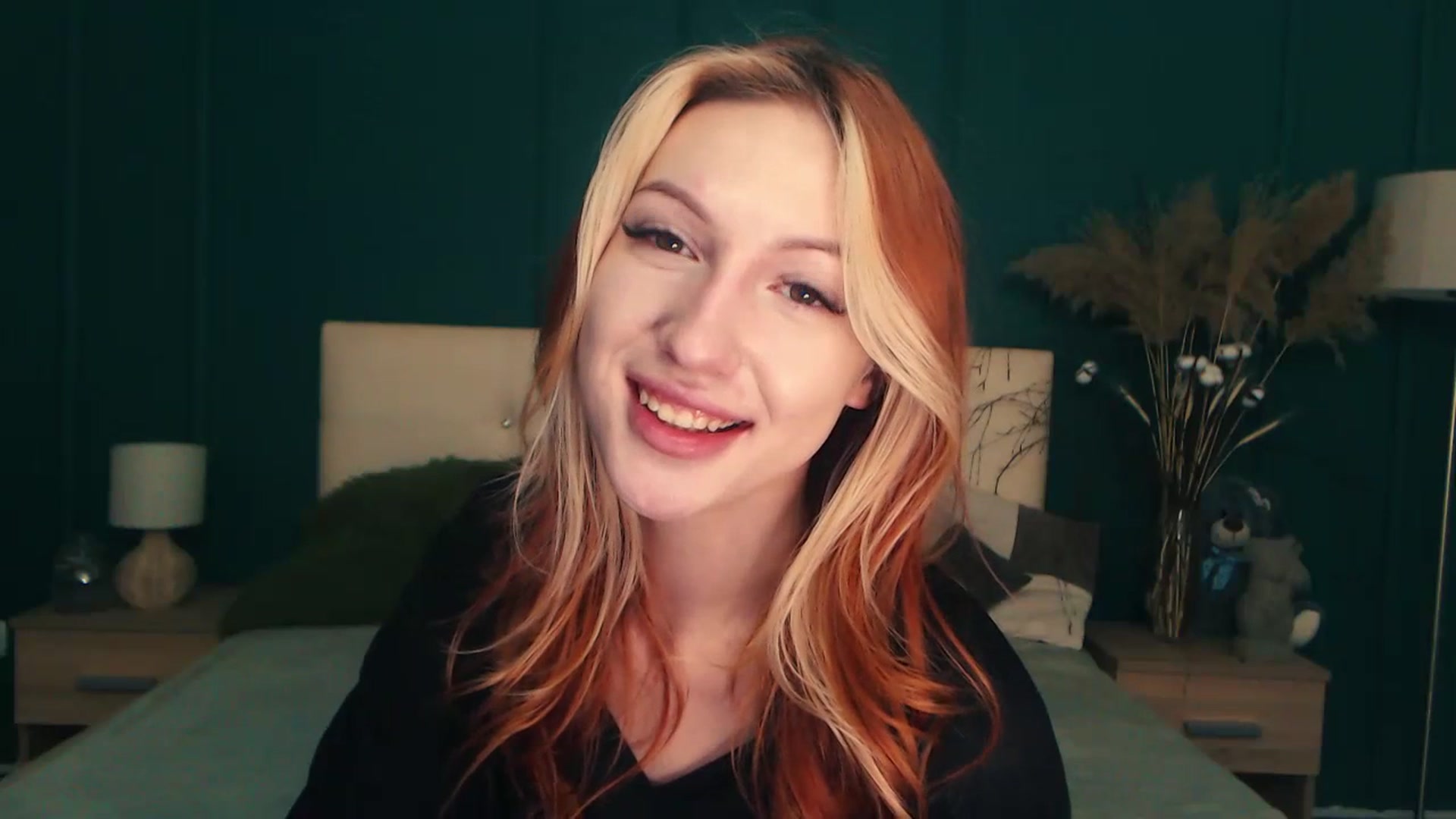 Gallery image thumbnail from LovelyGin's myfreecams stream on, 07/18/2023, 14:58 image 18 of 20