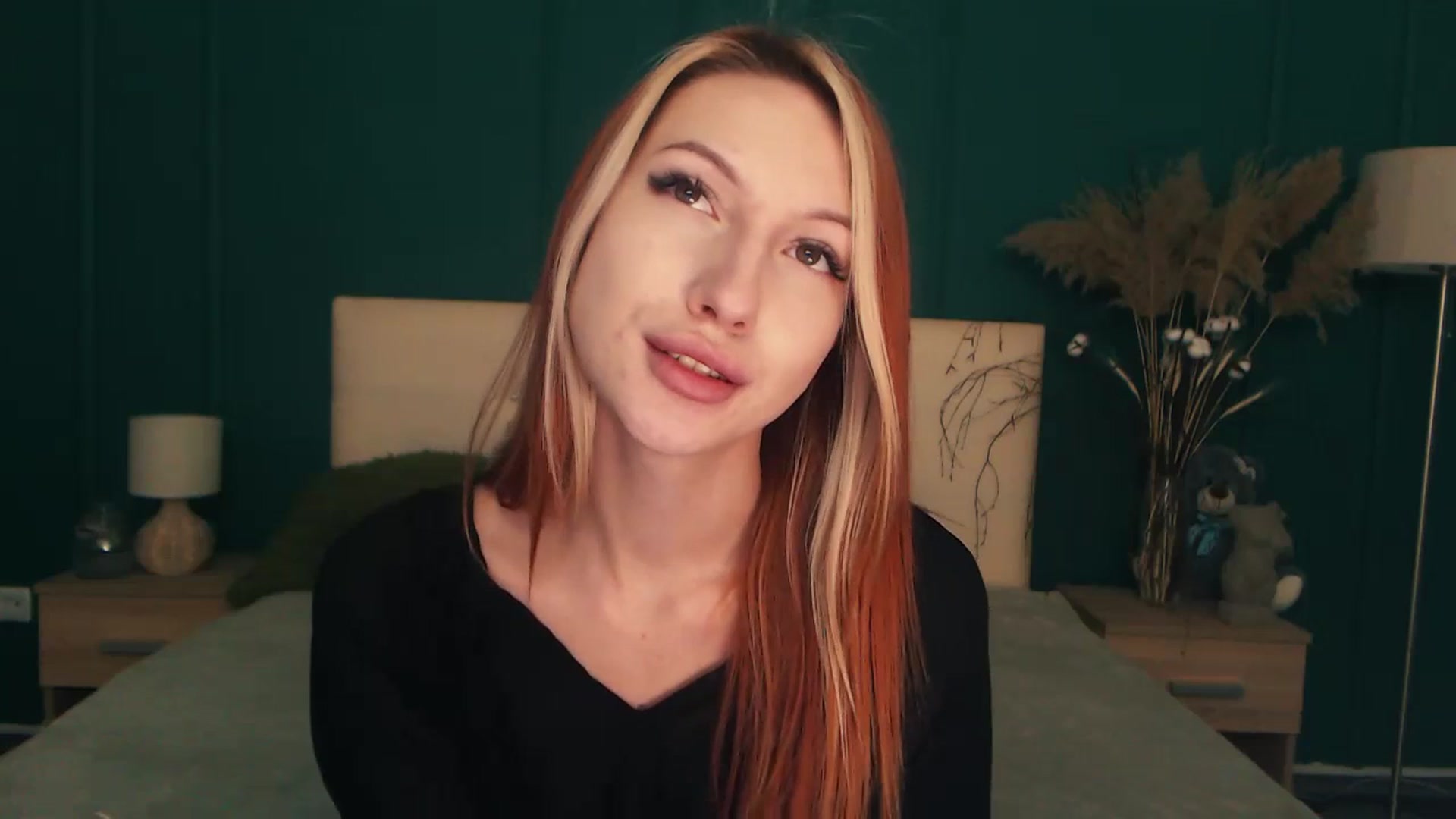 Gallery image thumbnail from LovelyGin's myfreecams stream on, 07/19/2023, 18:06 image 5 of 20