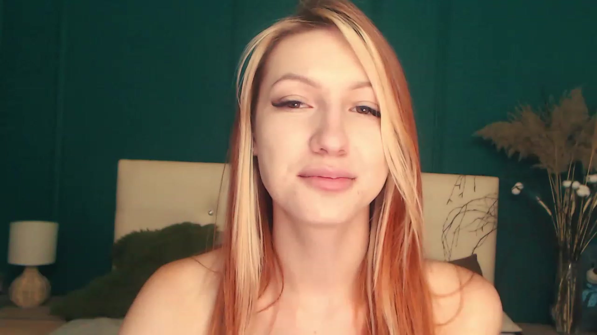 Gallery image thumbnail from LovelyGin's myfreecams stream on, 07/21/2023, 13:40 image 16 of 20