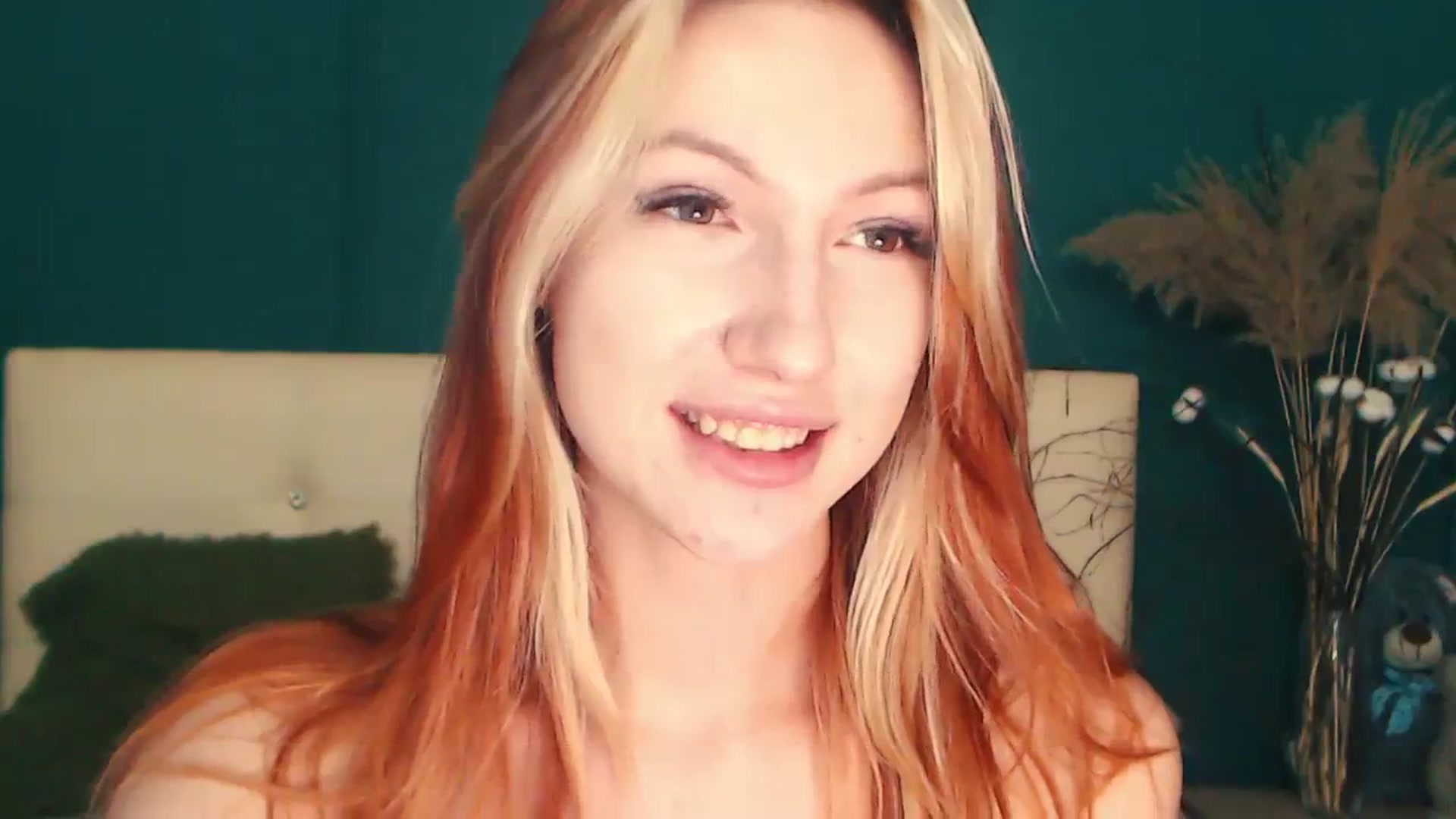 Gallery image thumbnail from LovelyGin's myfreecams stream on, 07/27/2023, 15:35 image 6 of 20