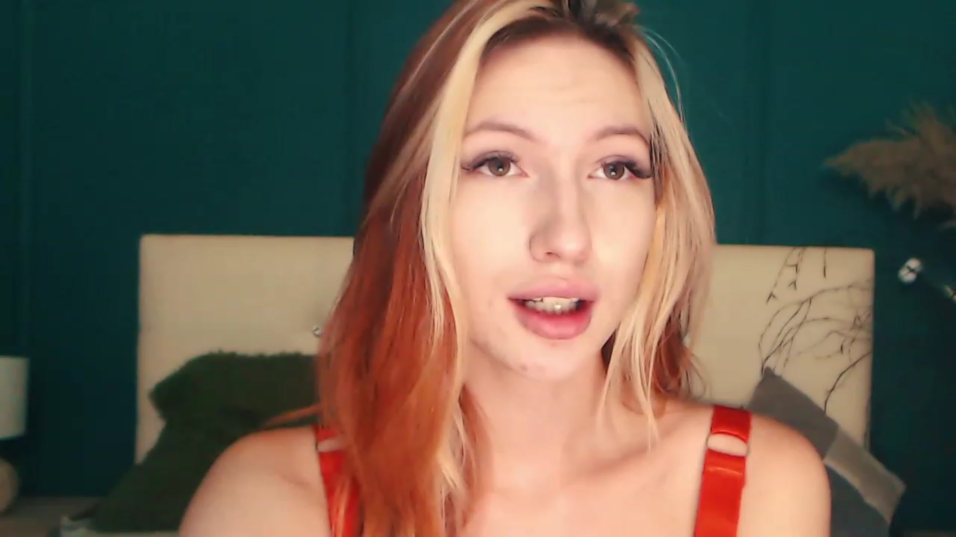 Gallery image thumbnail from LovelyGin's myfreecams stream on, 07/27/2023, 16:02 image 11 of 20