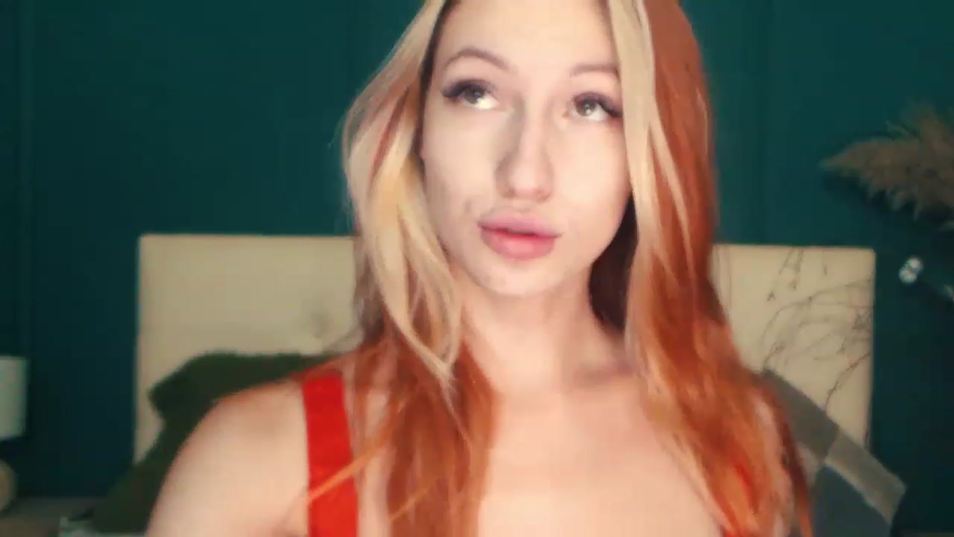 Gallery image thumbnail from LovelyGin's myfreecams stream on, 07/27/2023, 16:02 image 5 of 20