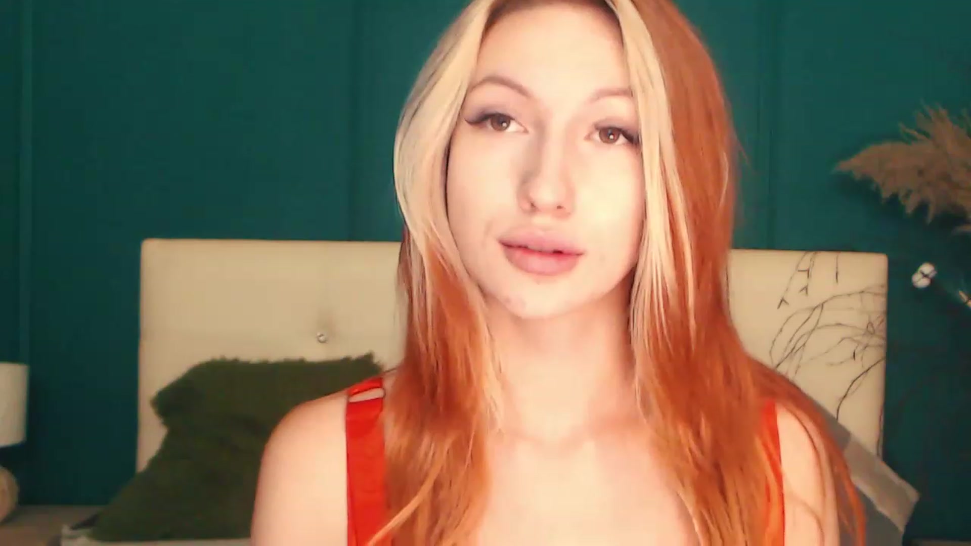 Gallery image thumbnail from LovelyGin's myfreecams stream on, 07/27/2023, 16:02 image 7 of 20