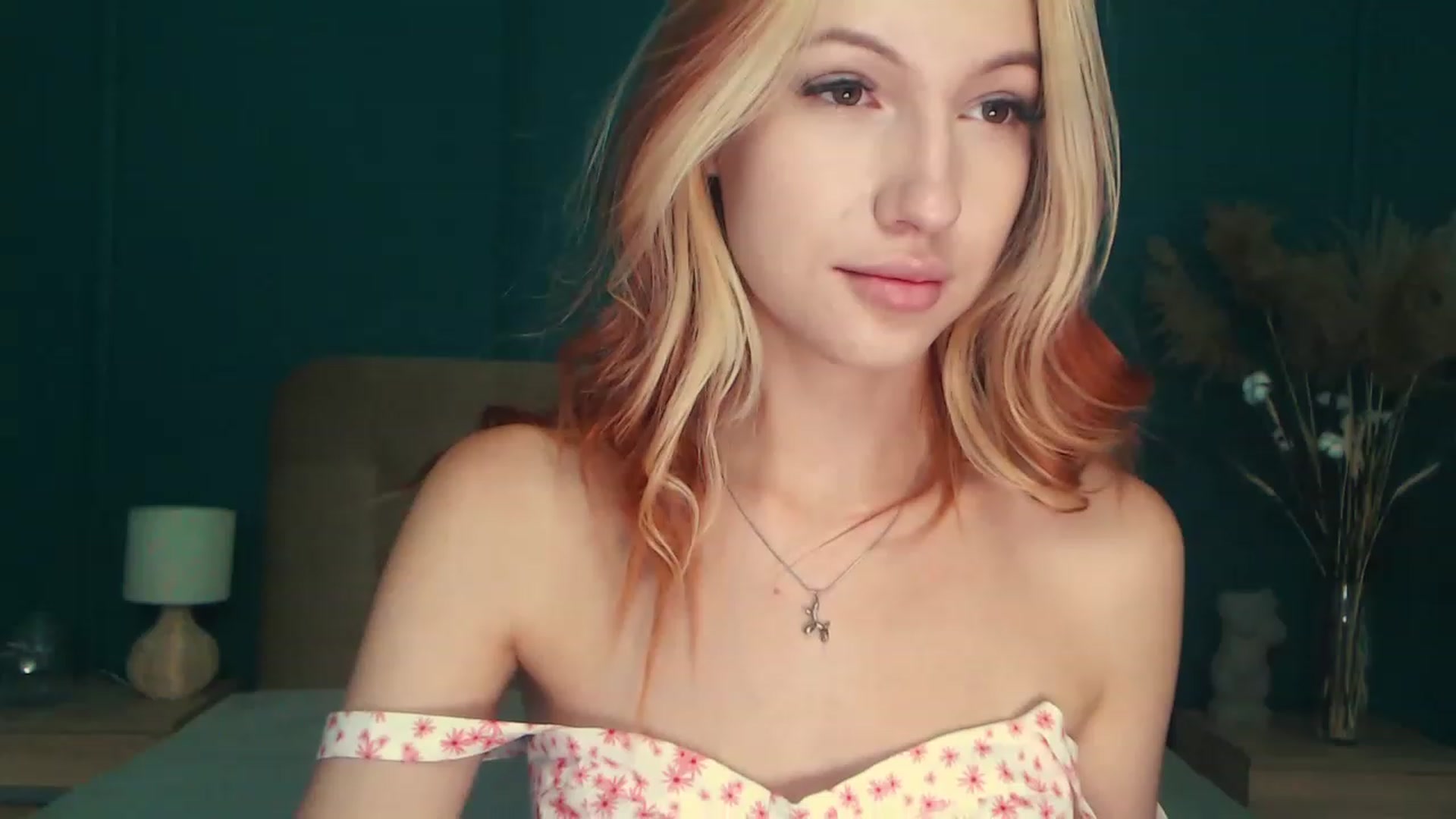 Gallery image thumbnail from LovelyGin's myfreecams stream on, 08/01/2023, 13:10 image 20 of 20