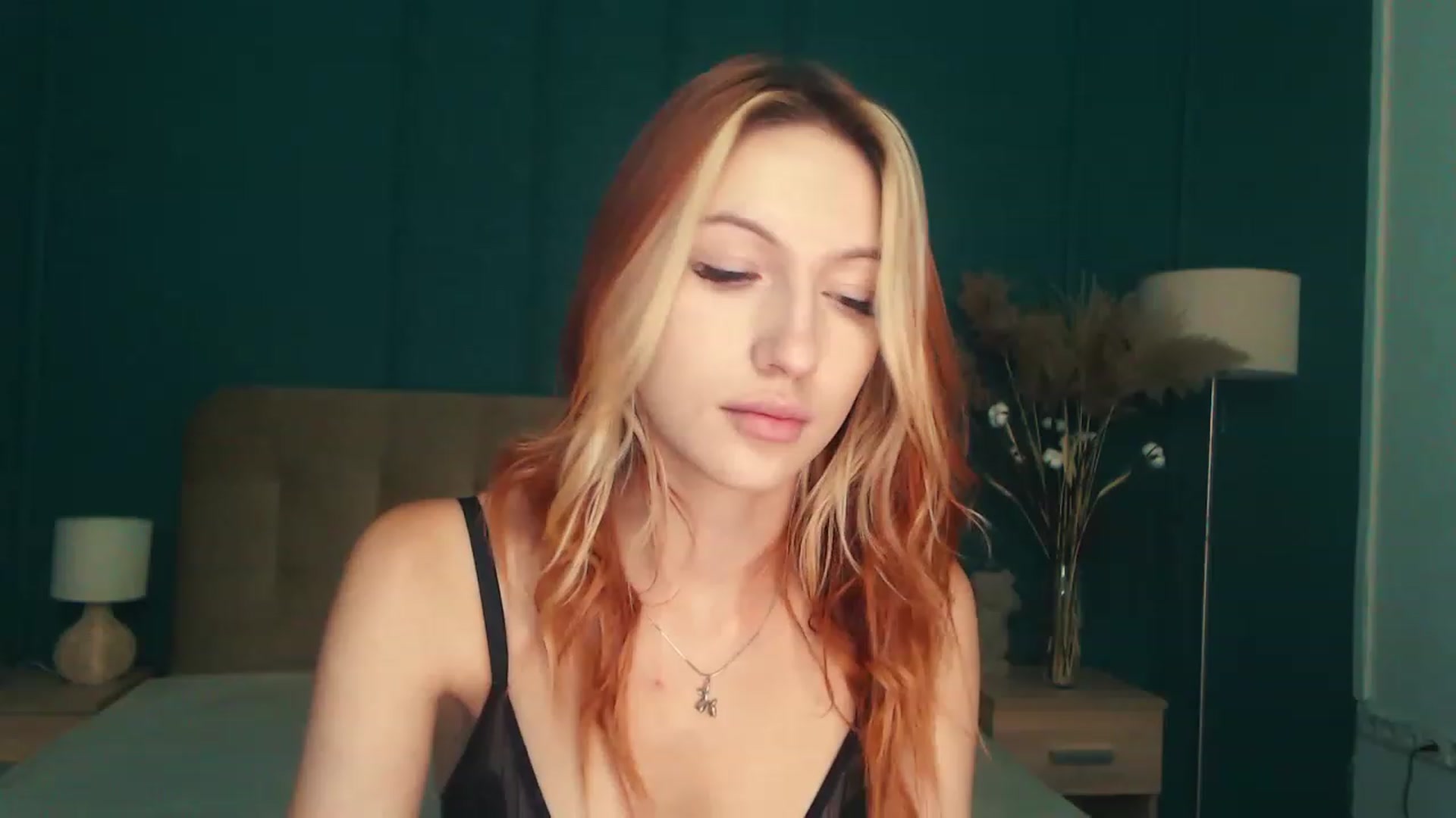 Gallery image thumbnail from LovelyGin's myfreecams stream on, 08/01/2023, 14:27 image 10 of 20