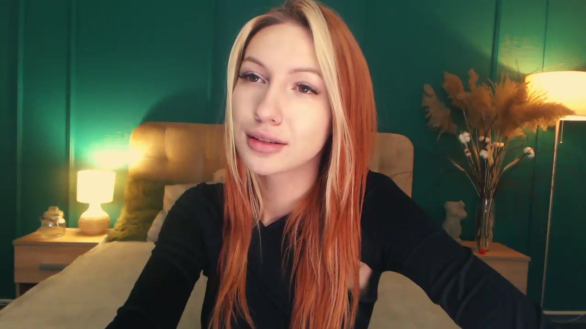 Gallery image thumbnail from LovelyGin's myfreecams stream on, 08/03/2023, 13:37 image 6 of 20