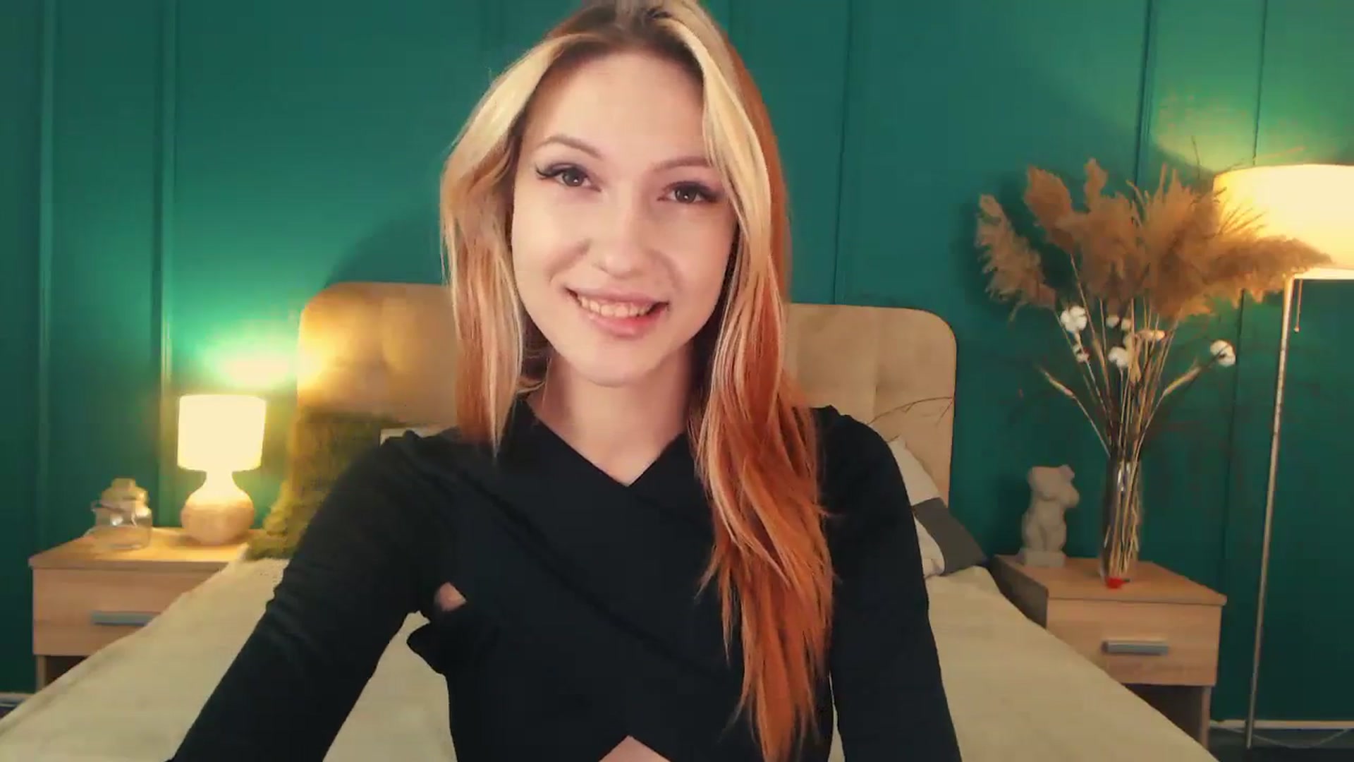 Gallery image thumbnail from LovelyGin's myfreecams stream on, 08/03/2023, 13:37 image 4 of 20
