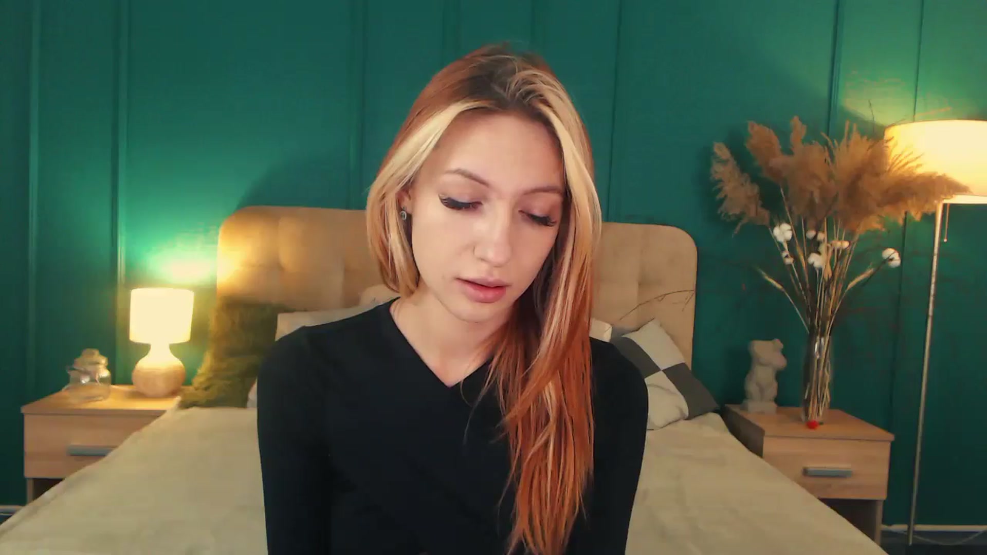 Gallery image thumbnail from LovelyGin's myfreecams stream on, 08/03/2023, 13:37 image 5 of 20