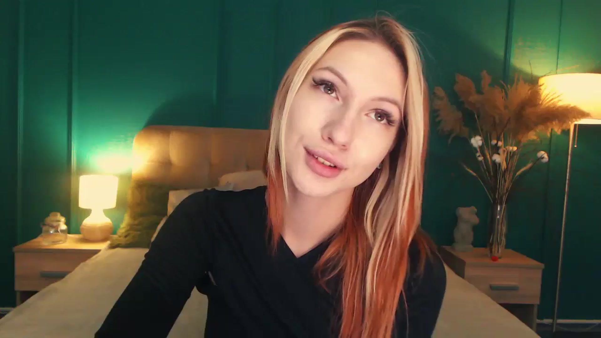 Gallery image thumbnail from LovelyGin's myfreecams stream on, 08/03/2023, 13:37 image 8 of 20