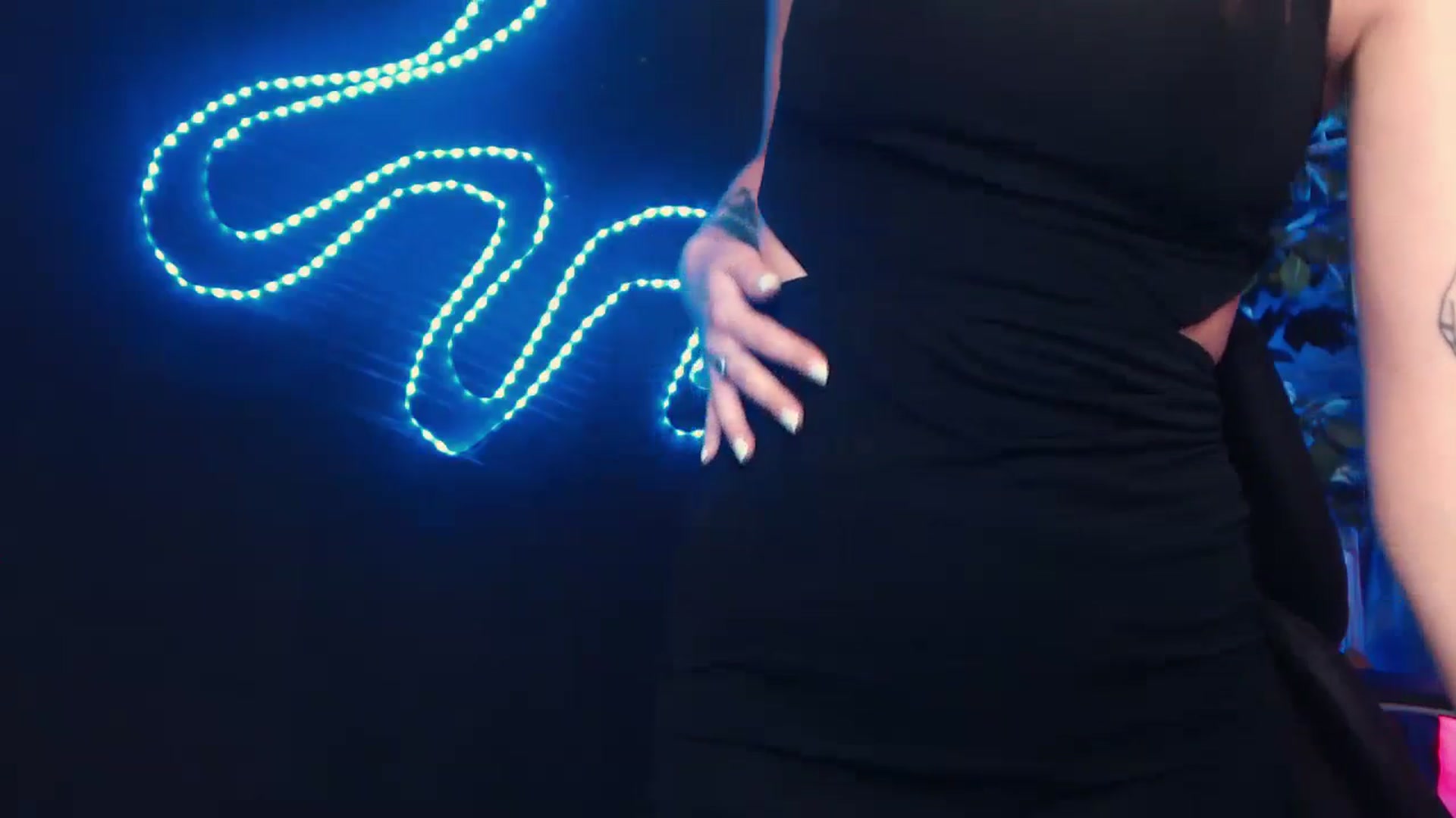 Gallery image thumbnail from LovelyGin's myfreecams stream on, 08/04/2023, 13:09 image 8 of 20