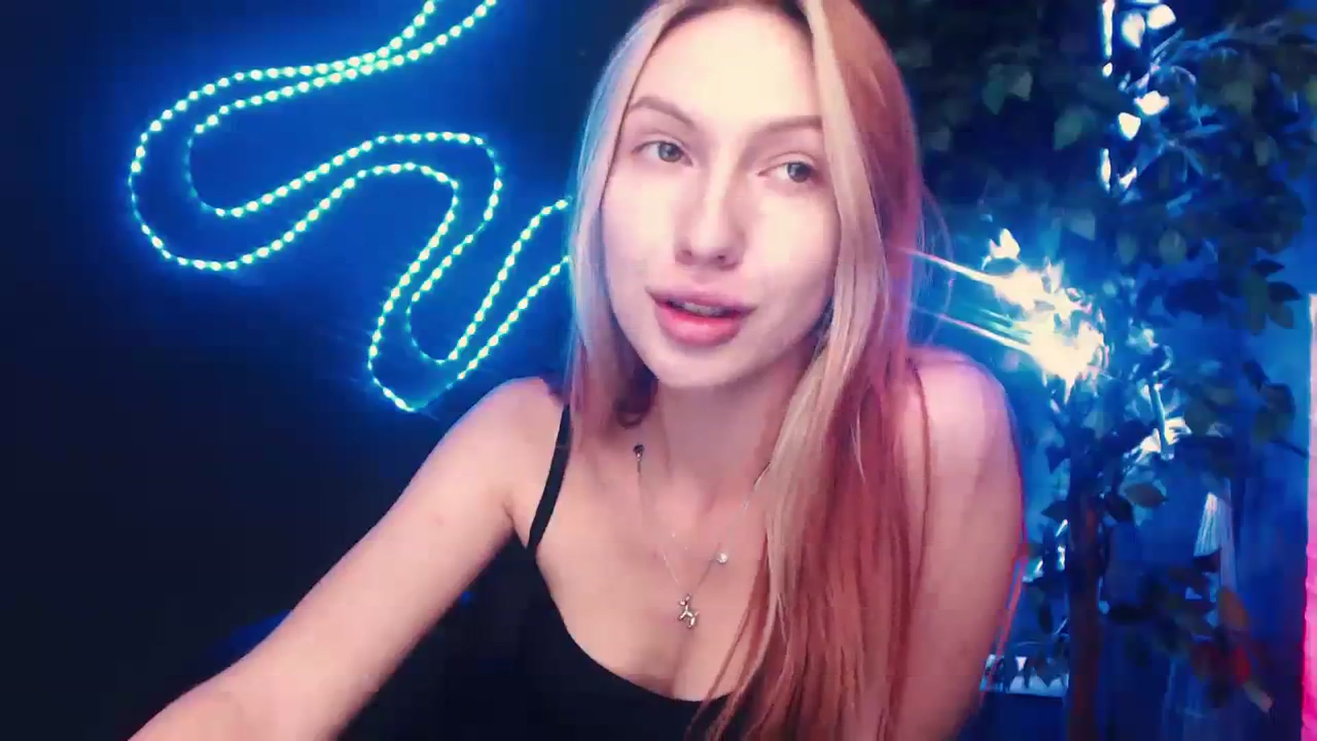 Gallery image thumbnail from LovelyGin's myfreecams stream on, 08/04/2023, 13:09 image 5 of 20