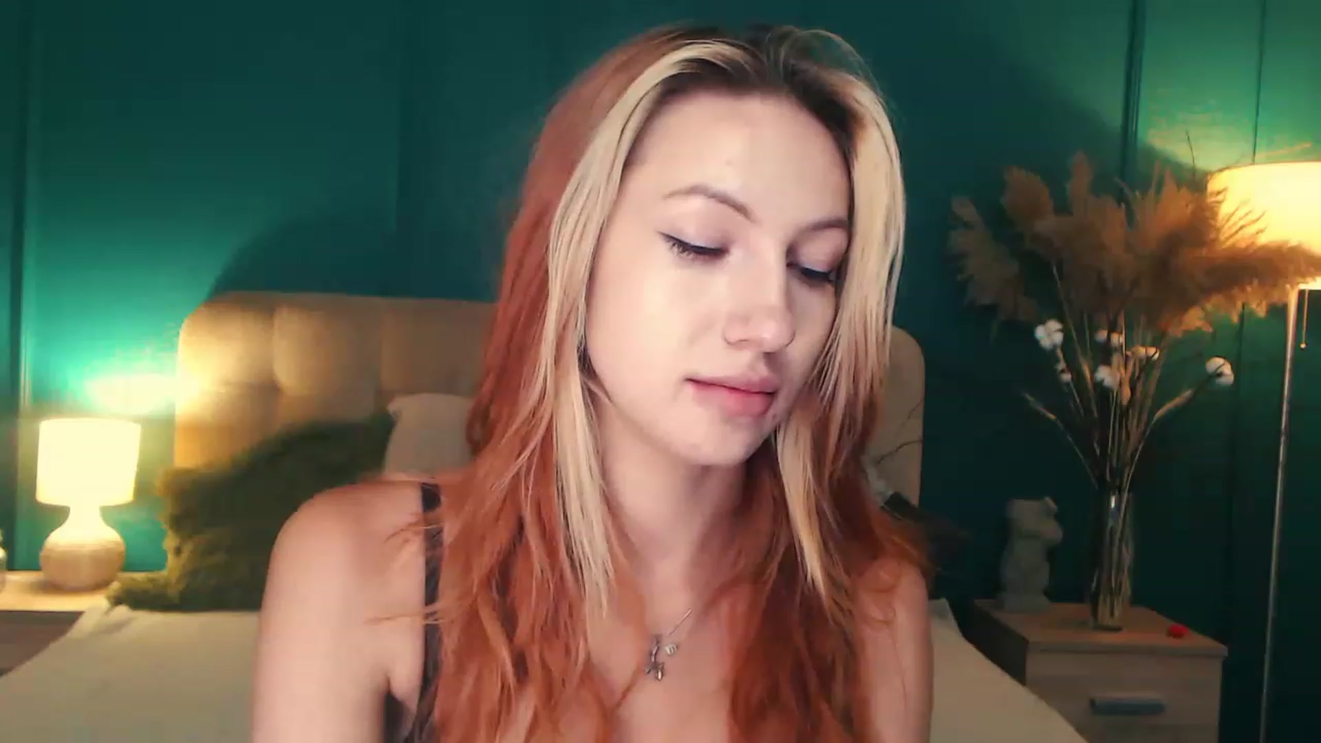 Gallery image thumbnail from LovelyGin's myfreecams stream on, 08/07/2023, 15:12 image 5 of 20