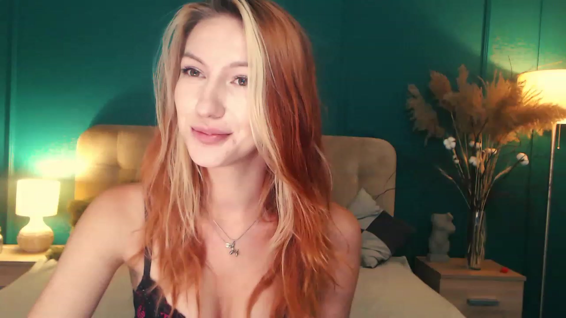Gallery image thumbnail from LovelyGin's myfreecams stream on, 08/07/2023, 15:12 image 1 of 20