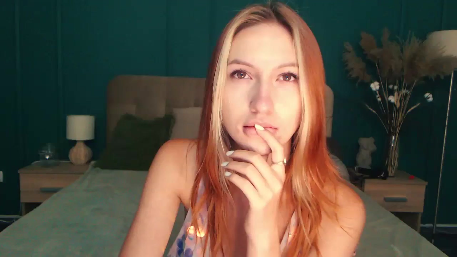 Gallery image thumbnail from LovelyGin's myfreecams stream on, 08/08/2023, 14:44 image 2 of 20