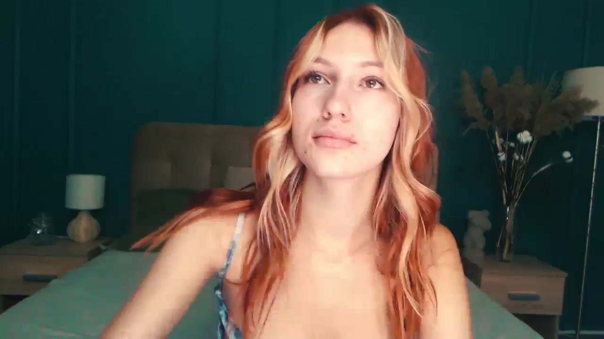 Gallery image thumbnail from LovelyGin's myfreecams stream on, 09/01/2023, 13:25 image 20 of 20