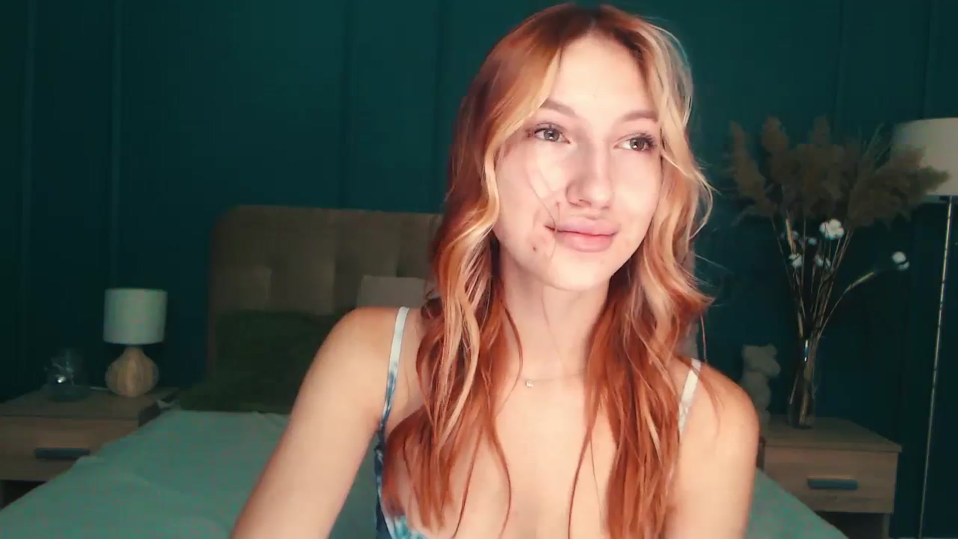 Gallery image thumbnail from LovelyGin's myfreecams stream on, 09/01/2023, 13:25 image 15 of 20