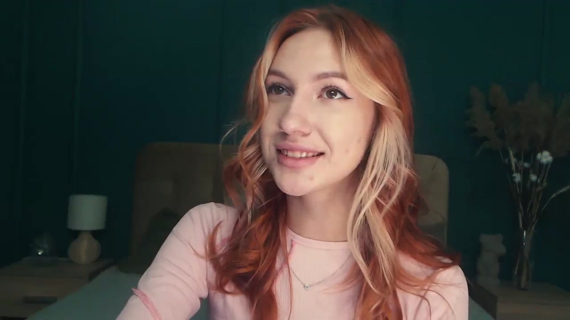 Gallery image thumbnail from LovelyGin's myfreecams stream on, 09/06/2023, 12:58 image 6 of 20