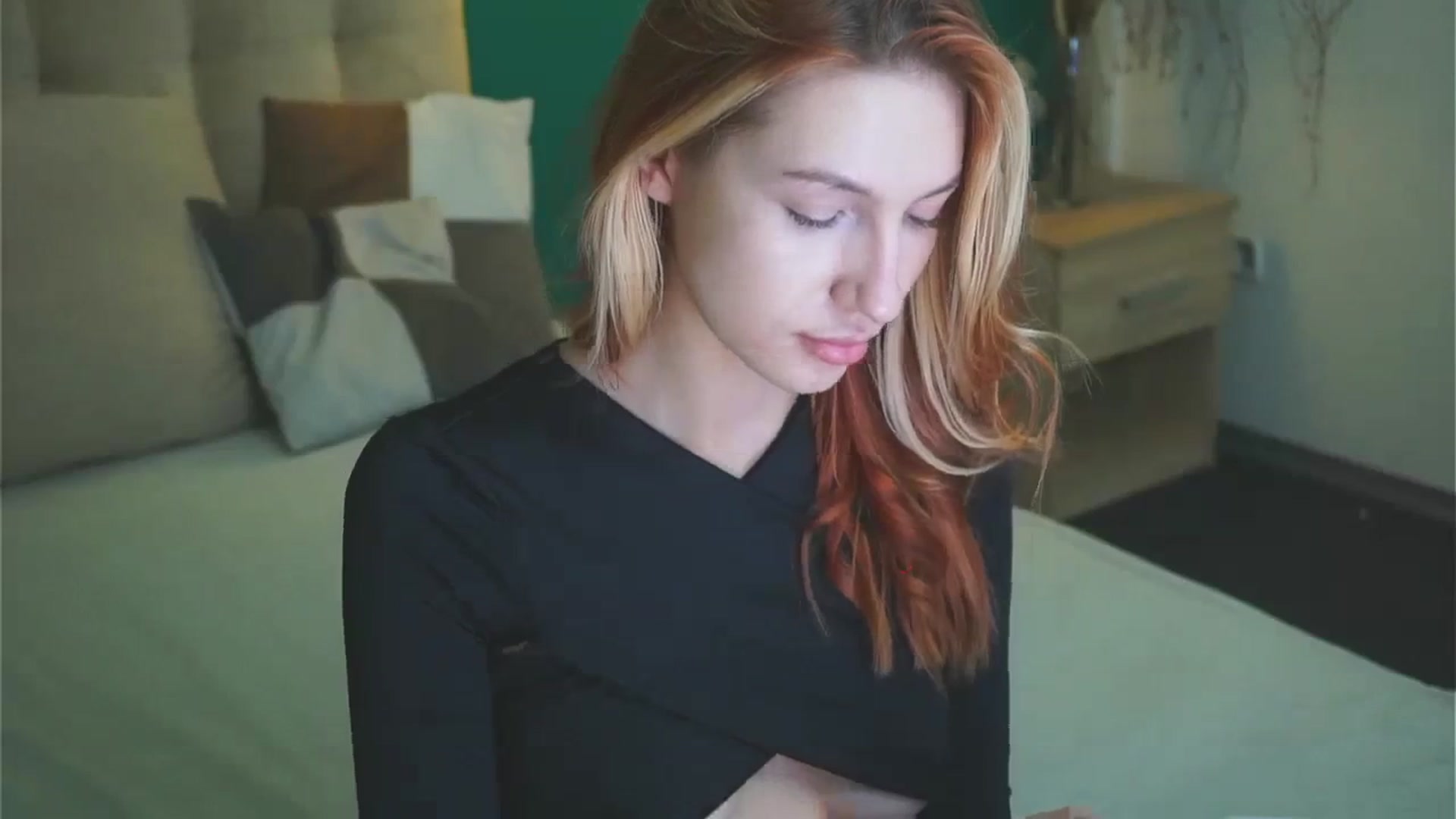 Gallery image thumbnail from LovelyGin's myfreecams stream on, 09/28/2023, 12:52 image 9 of 20