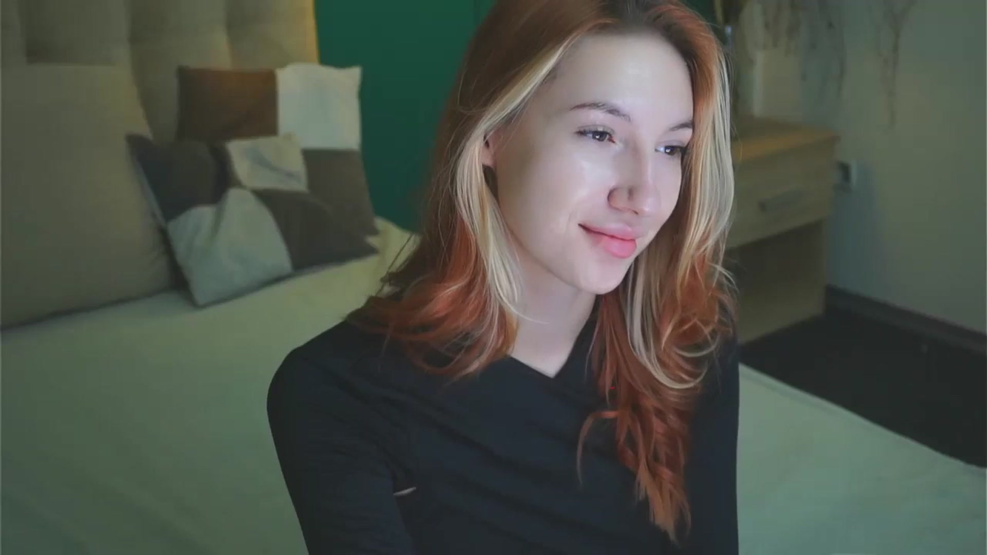 Gallery image thumbnail from LovelyGin's myfreecams stream on, 09/28/2023, 12:52 image 19 of 20