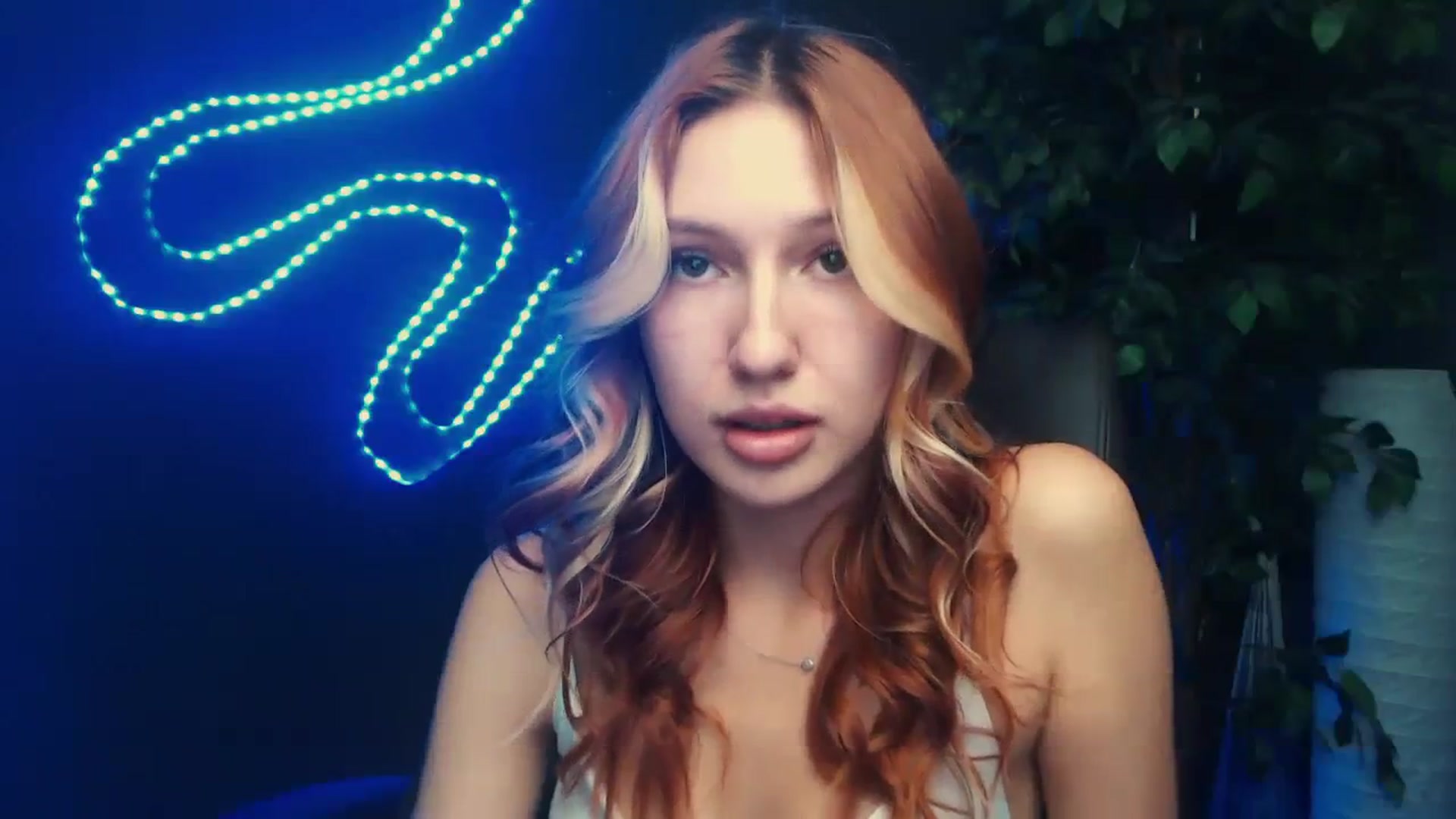 Gallery image thumbnail from LovelyGin's myfreecams stream on, 10/02/2023, 12:48 image 8 of 20