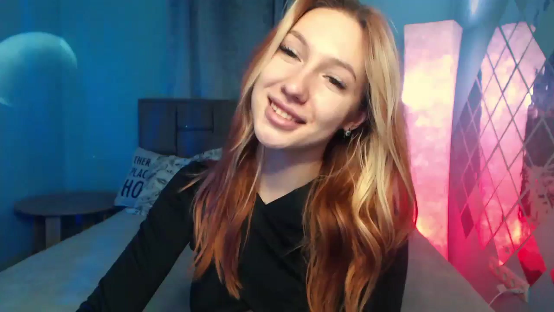 Gallery image thumbnail from LovelyGin's myfreecams stream on, 10/16/2023, 13:53 image 15 of 20