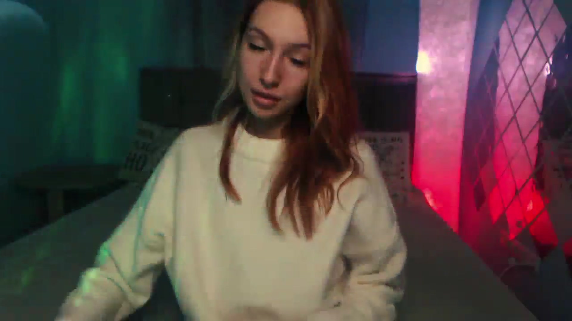 Gallery image thumbnail from LovelyGin's myfreecams stream on, 10/16/2023, 13:53 image 9 of 20