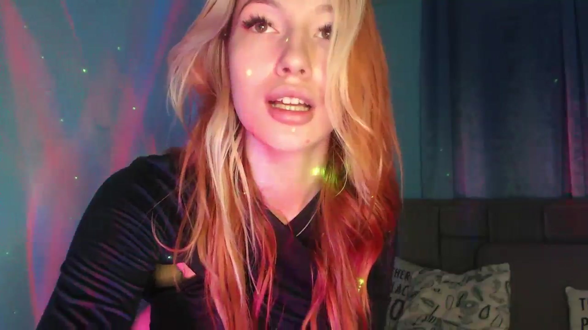 Gallery image thumbnail from LovelyGin's myfreecams stream on, 10/16/2023, 13:53 image 20 of 20
