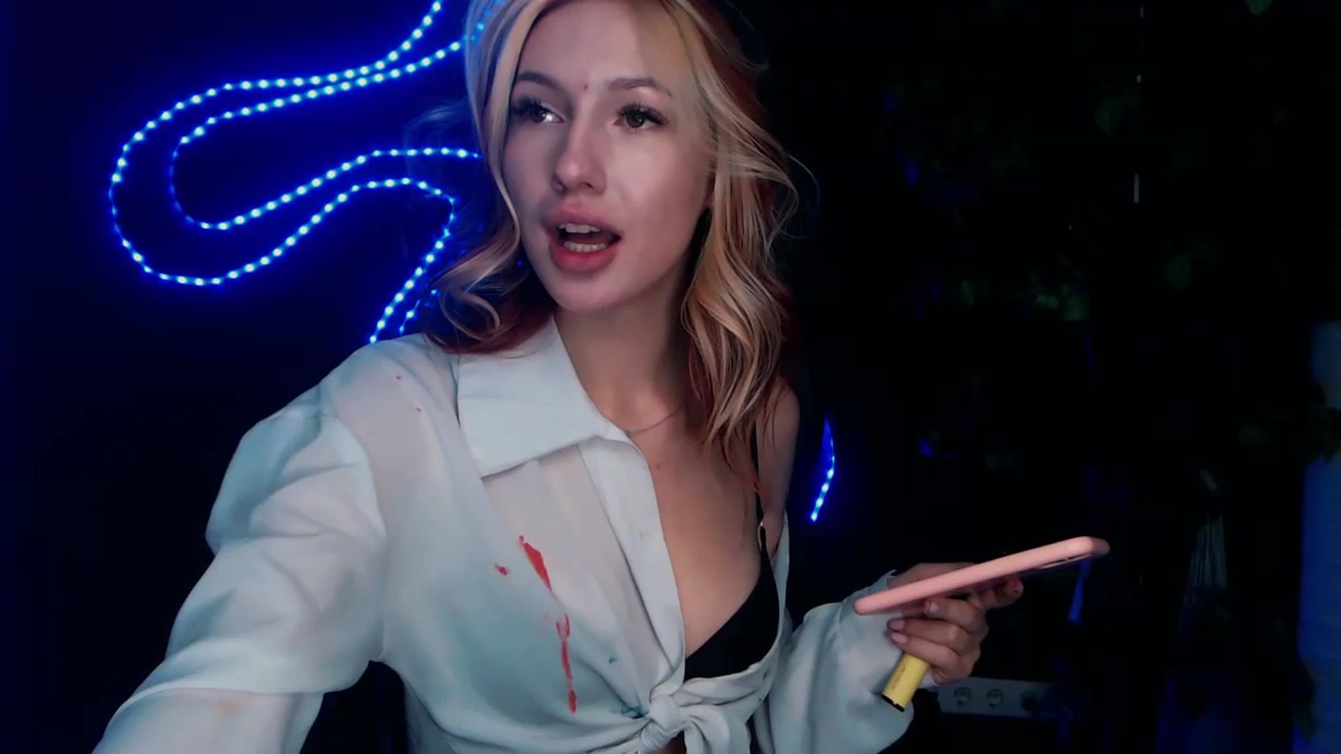 Gallery image thumbnail from LovelyGin's myfreecams stream on, 10/19/2023, 14:29 image 6 of 20