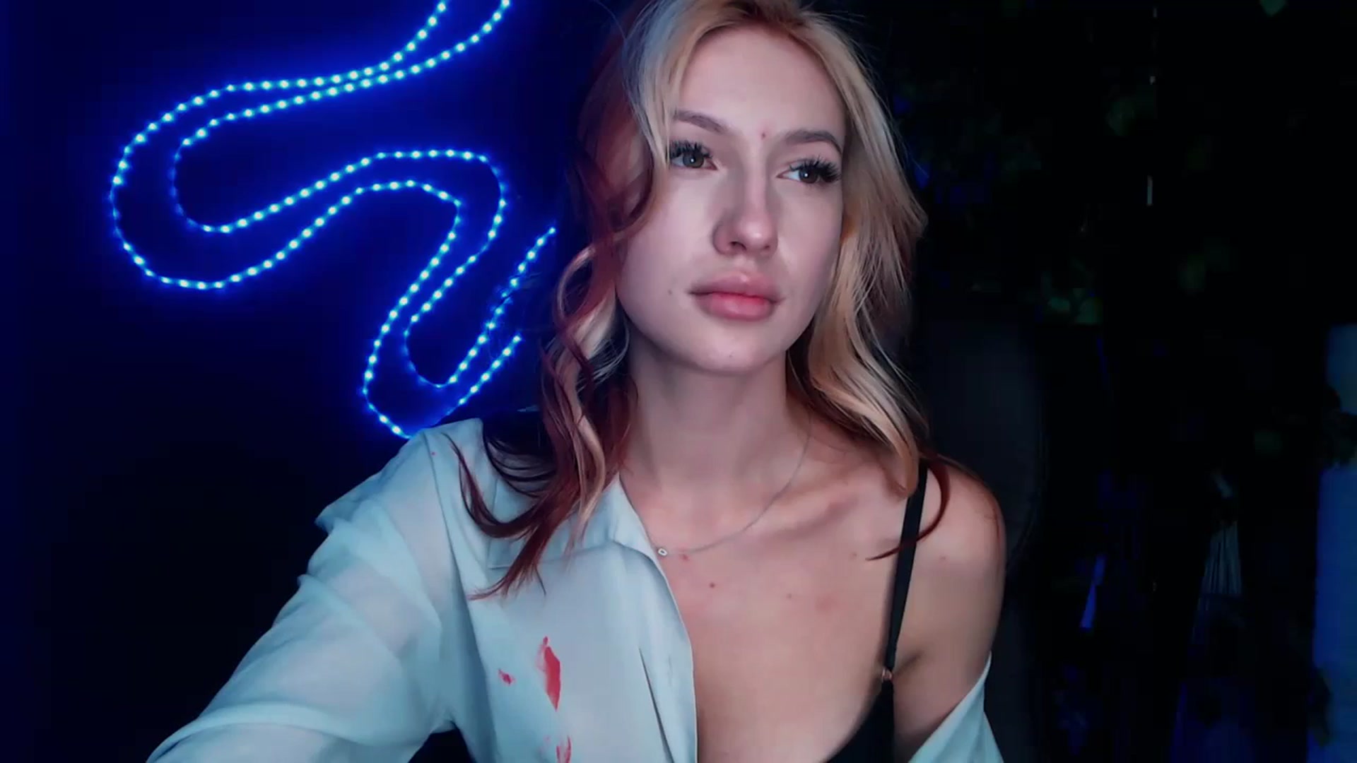 Gallery image thumbnail from LovelyGin's myfreecams stream on, 10/19/2023, 14:29 image 15 of 20