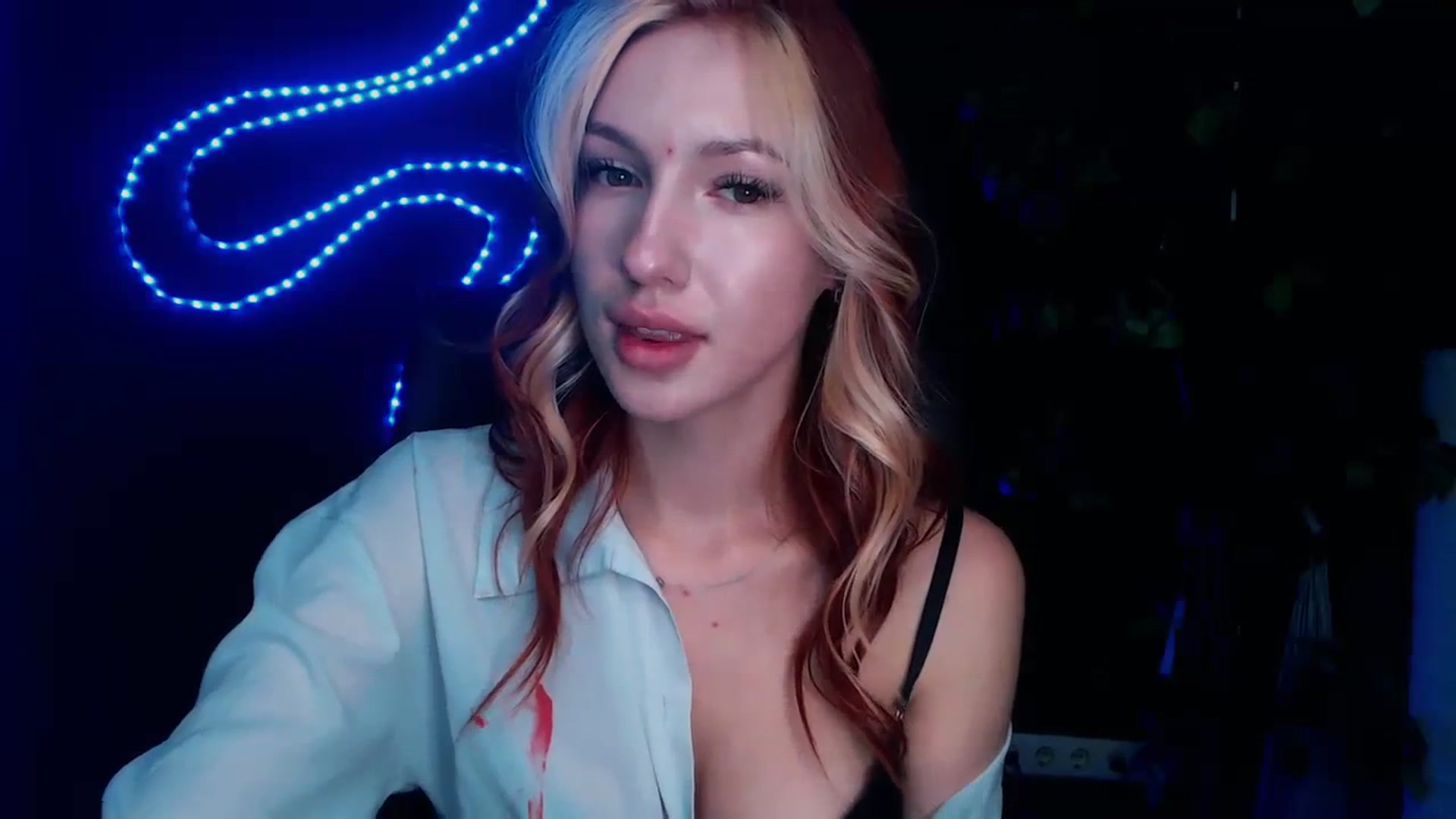 Gallery image thumbnail from LovelyGin's myfreecams stream on, 10/19/2023, 14:29 image 18 of 20