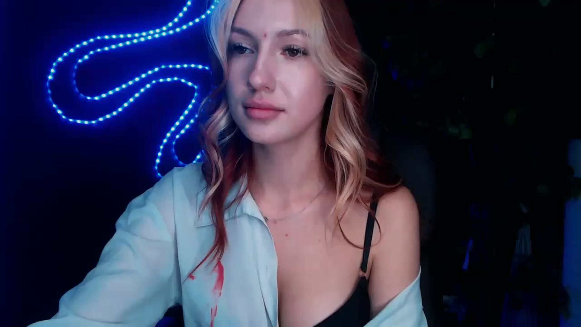 Gallery image thumbnail from LovelyGin's myfreecams stream on, 10/19/2023, 14:29 image 17 of 20