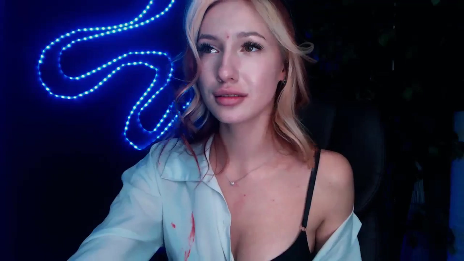 Gallery image thumbnail from LovelyGin's myfreecams stream on, 10/19/2023, 14:29 image 11 of 20