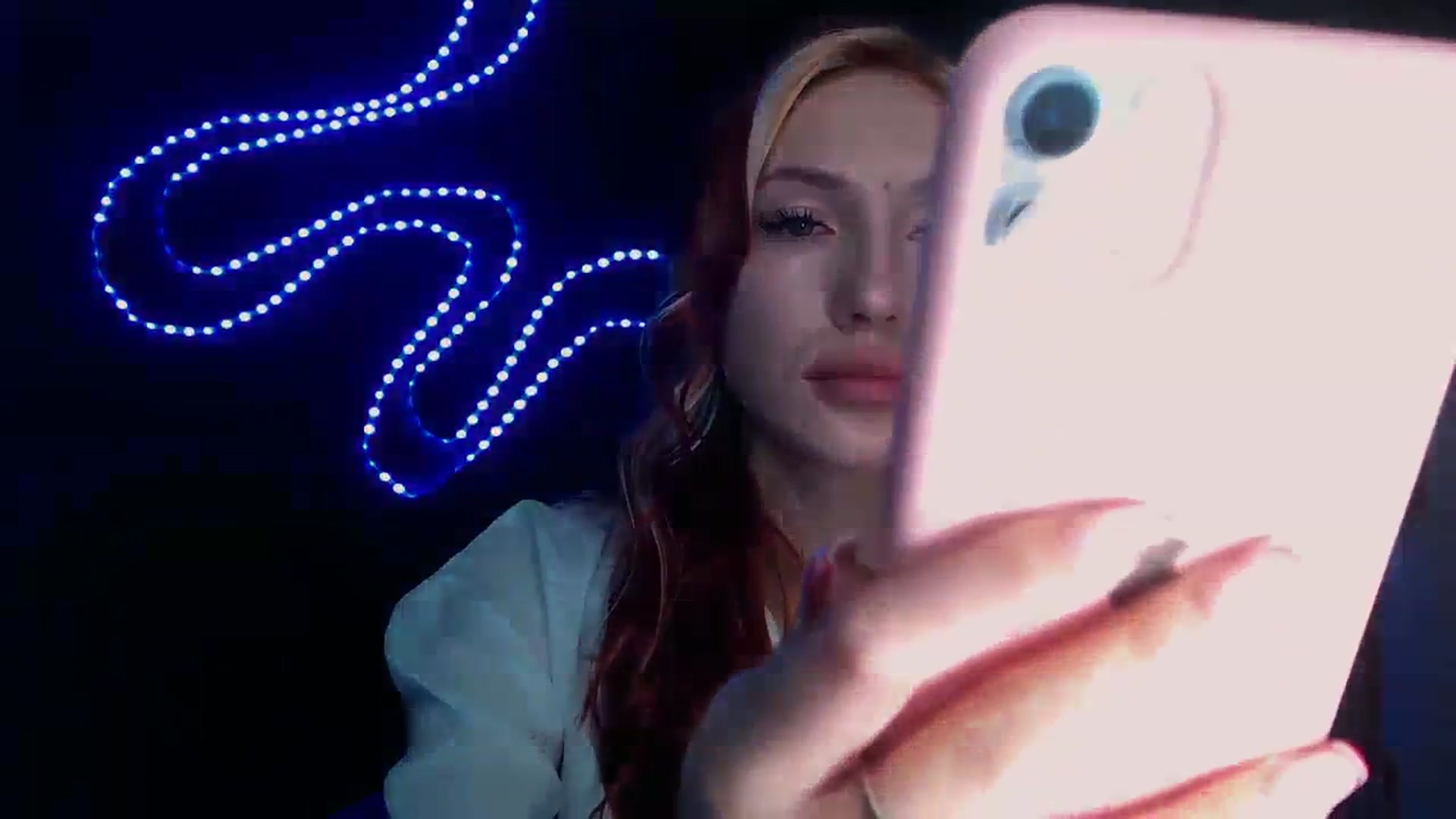 Gallery image thumbnail from LovelyGin's myfreecams stream on, 10/19/2023, 14:58 image 12 of 20