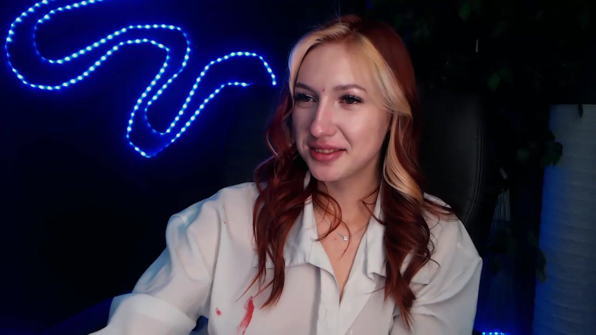 Gallery image thumbnail from LovelyGin's myfreecams stream on, 10/19/2023, 18:16 image 16 of 20