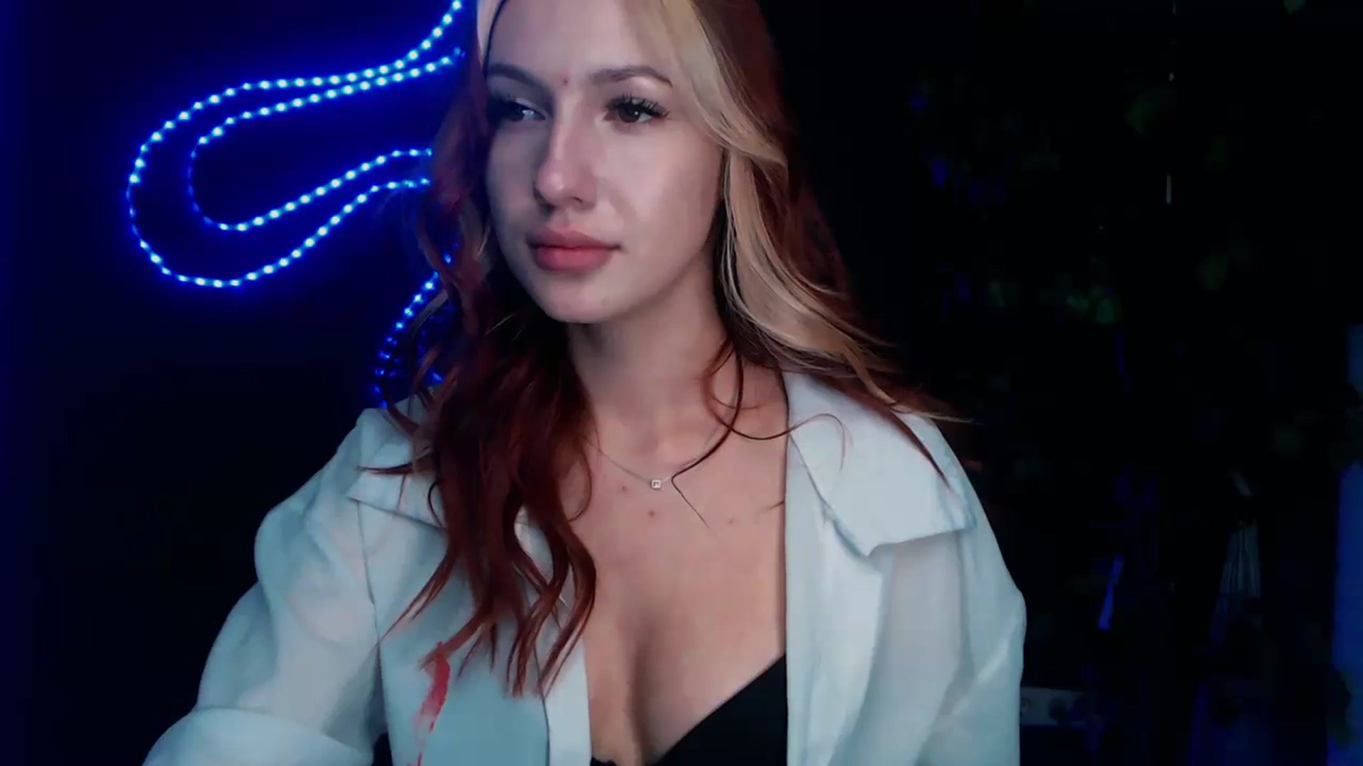 Gallery image thumbnail from LovelyGin's myfreecams stream on, 10/19/2023, 18:16 image 5 of 20