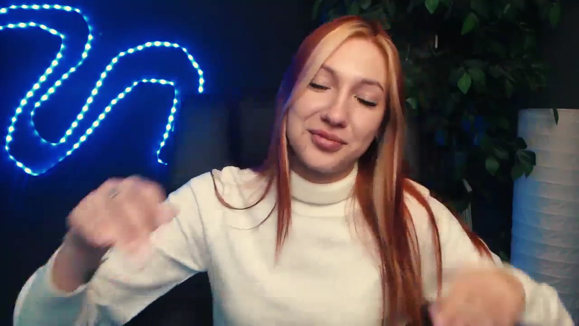Gallery image thumbnail from LovelyGin's myfreecams stream on, 10/23/2023, 13:51 image 6 of 20