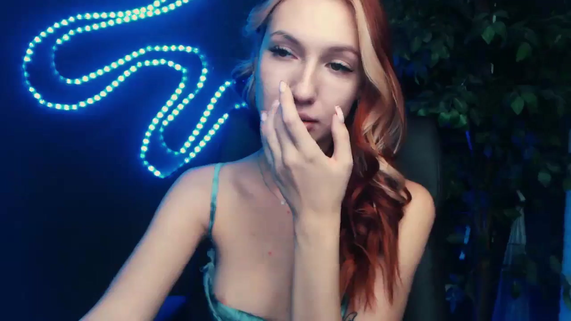 Gallery image thumbnail from LovelyGin's myfreecams stream on, 10/24/2023, 14:32 image 10 of 20