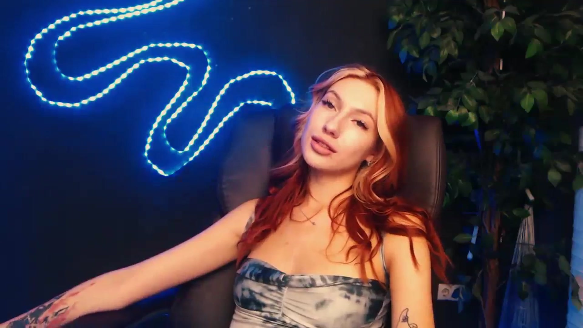 Gallery image thumbnail from LovelyGin's myfreecams stream on, 10/24/2023, 14:32 image 13 of 20