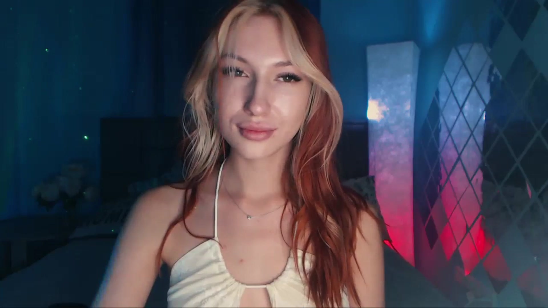 Gallery image thumbnail from LovelyGin's myfreecams stream on, 10/25/2023, 15:22 image 17 of 20